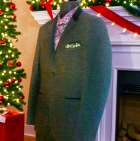 𝅺EDGE BY WD:NY Grey Wool Suit with Black Velvet Trim - Picture 10 of 10